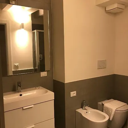 Porta Nuova Lofts Apartment *